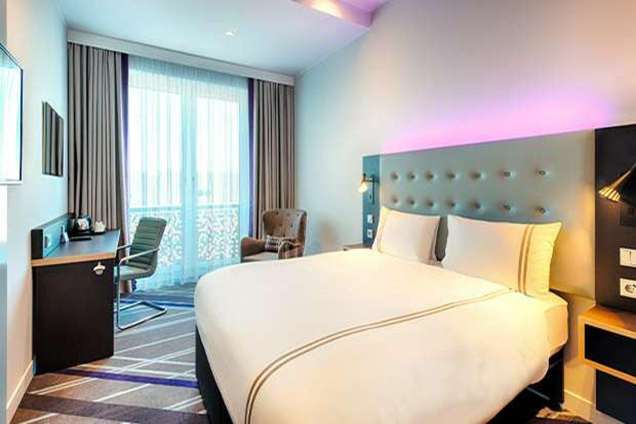 Premier Inn Luebeck City Stadtgraben ภายนอก รูปภาพ