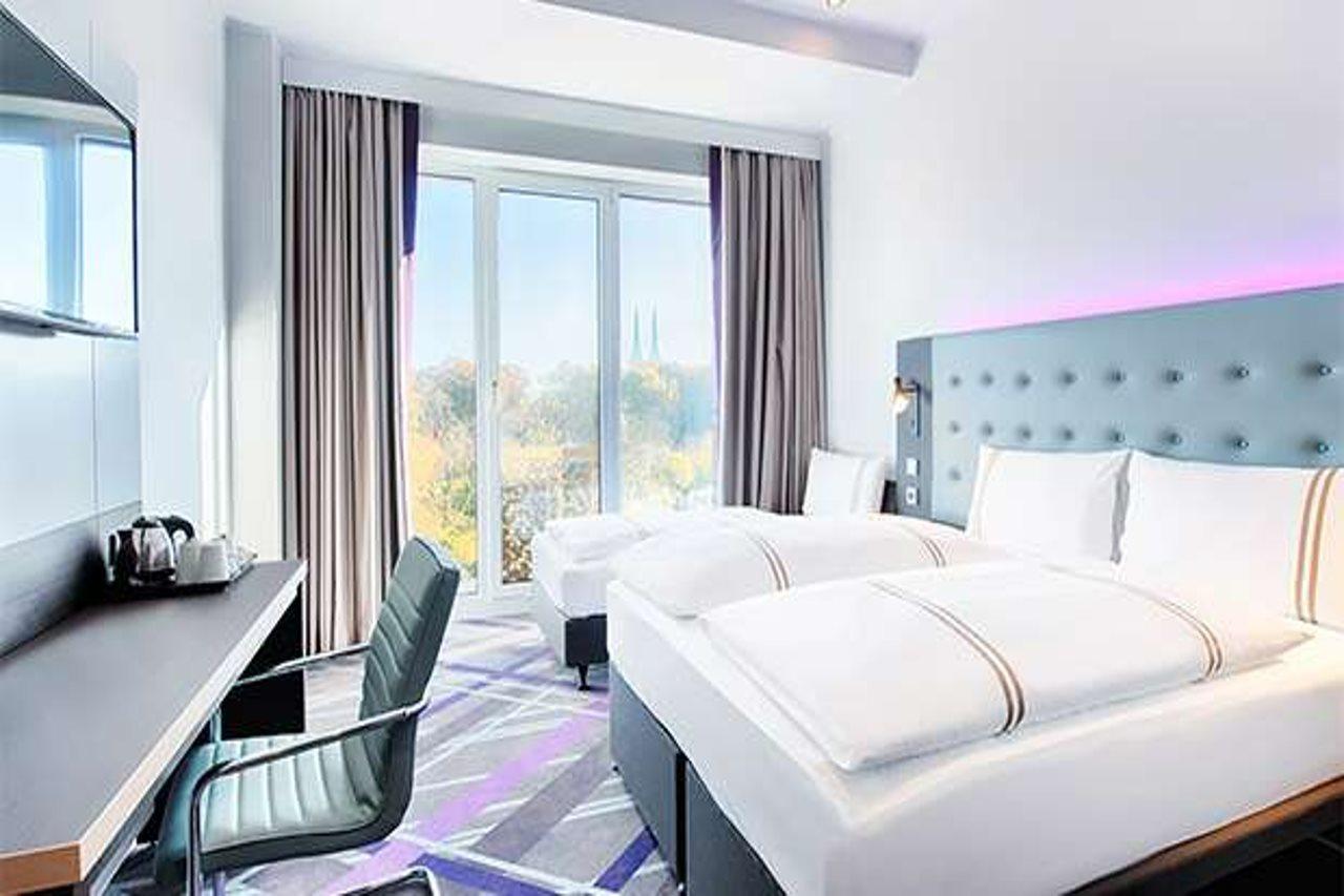 Premier Inn Luebeck City Stadtgraben ภายนอก รูปภาพ