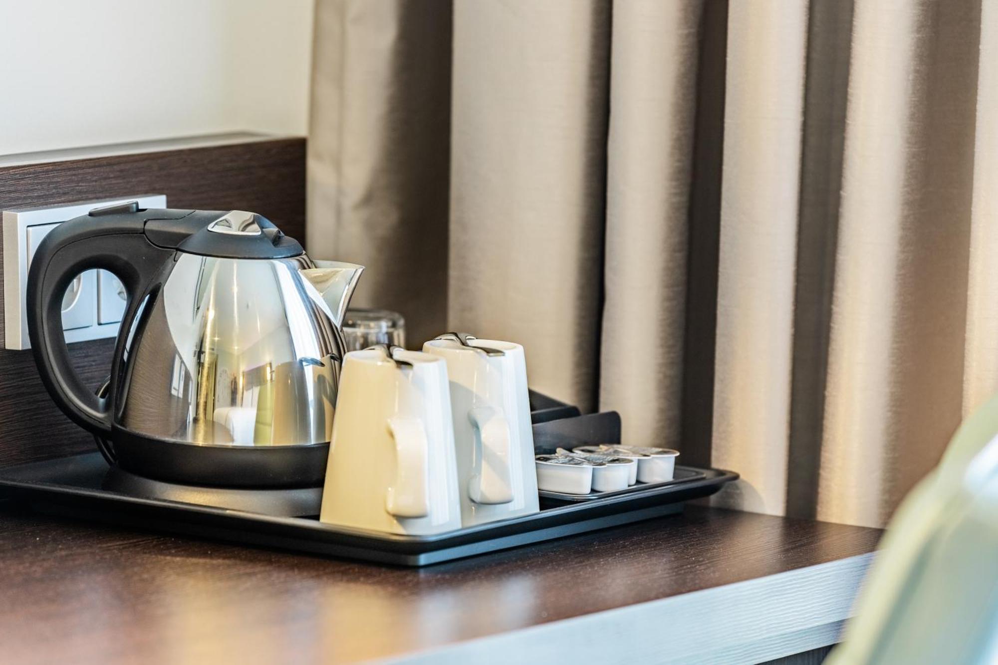 Premier Inn Luebeck City Stadtgraben ภายนอก รูปภาพ