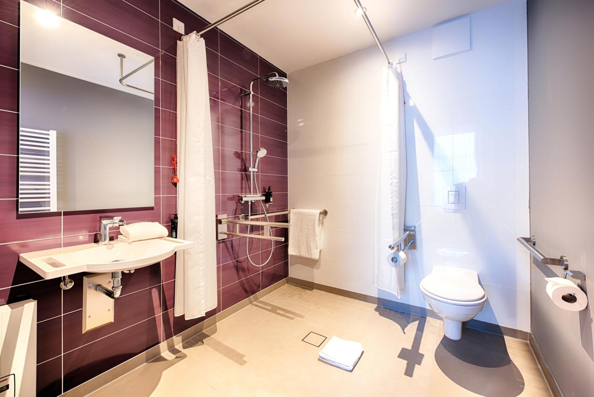 Premier Inn Luebeck City Stadtgraben ภายนอก รูปภาพ
